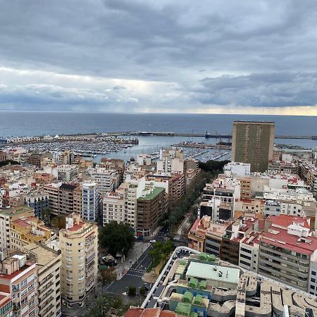 Apartamento 24Th Floor & Sea View Alicante Bagian luar foto